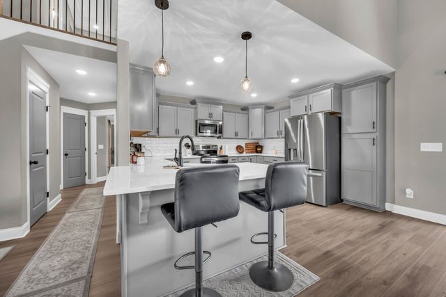 834 Limestone Way, Clarksville, TN 37043