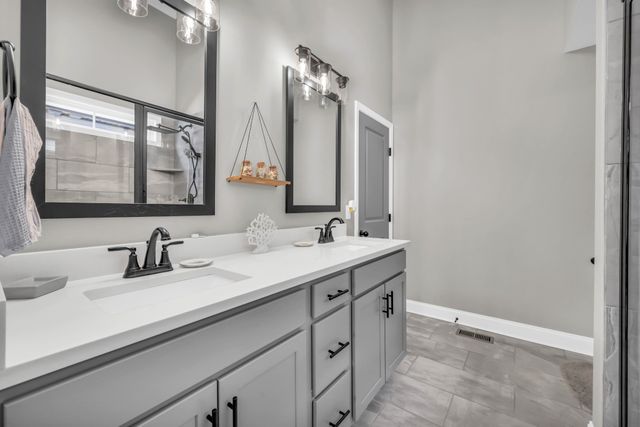 834 Limestone Way, Clarksville, TN 37043