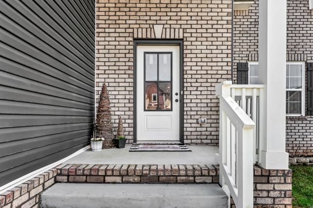 834 Limestone Way, Clarksville, TN 37043