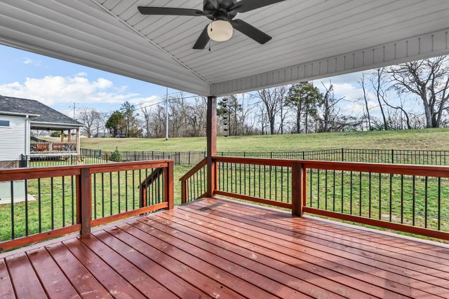 834 Limestone Way, Clarksville, TN 37043