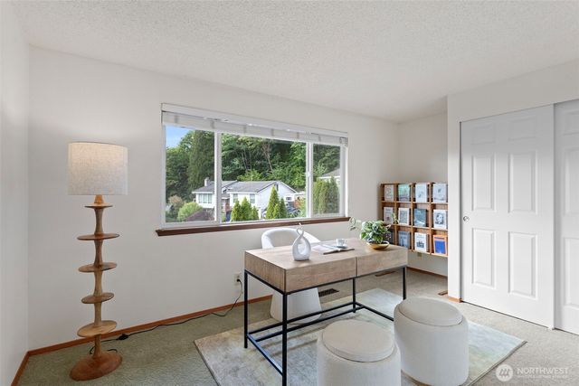 5712 141st Place SE, Bellevue, WA 98006