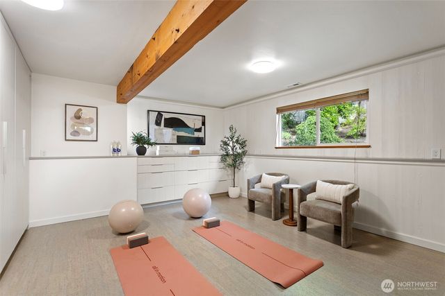 5712 141st Place SE, Bellevue, WA 98006
