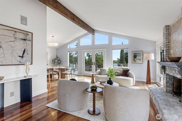 5712 141st Place SE, Bellevue, WA 98006