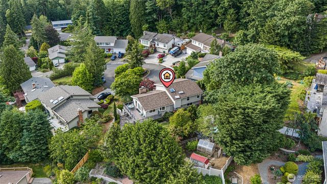 5712 141st Place SE, Bellevue, WA 98006