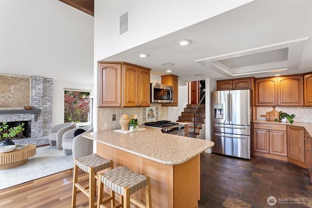 5712 141st Place SE, Bellevue, WA 98006