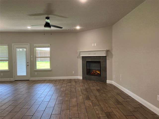 152 Aucuba Lane, Waxahachie, TX 75165