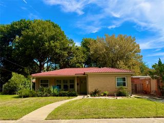 816 S Dixon Street, Gainesville, TX 76240