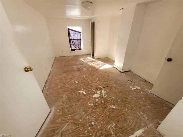 15 N Hope ST, Hampton, VA 23663