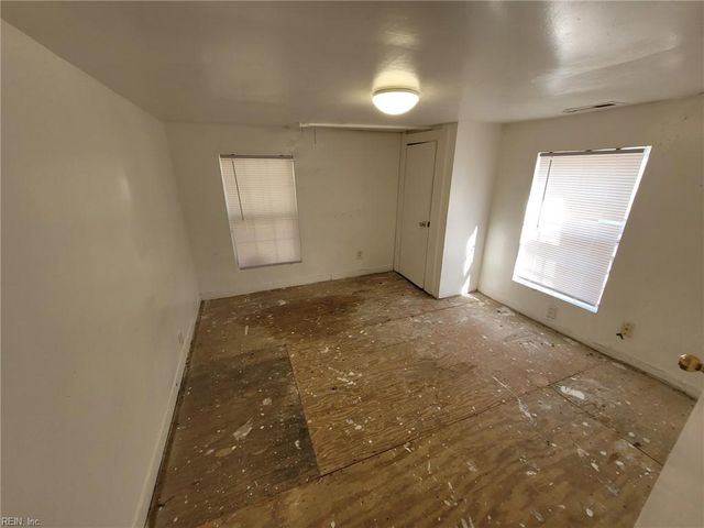 15 N Hope ST, Hampton, VA 23663