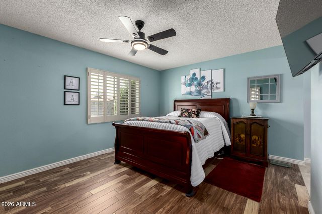 2304 W PALOMINO Drive, Chandler, AZ 85224