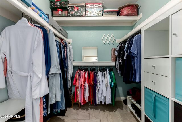 2304 W PALOMINO Drive, Chandler, AZ 85224