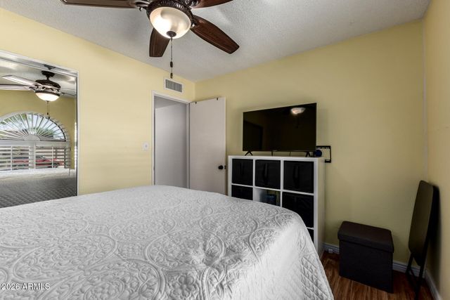 2304 W PALOMINO Drive, Chandler, AZ 85224