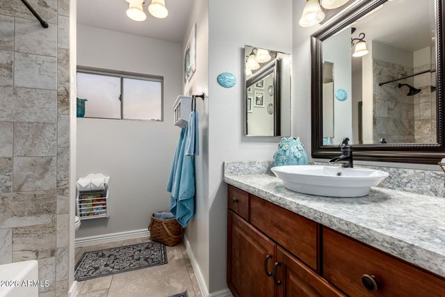 2304 W PALOMINO Drive, Chandler, AZ 85224