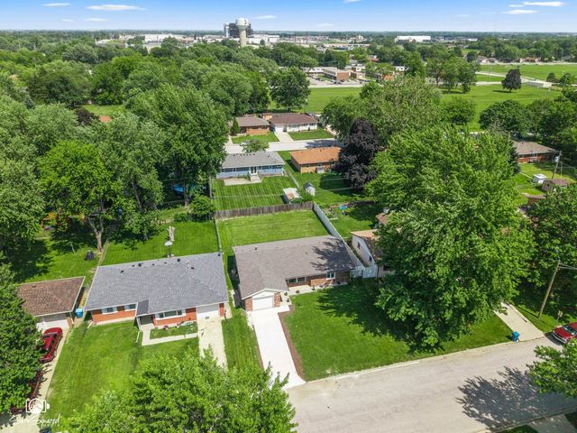 292 Ashley Drive, Bourbonnais, IL 60914