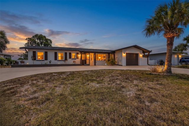 82 ROTONDA CIRCLE, Rotonda West, FL 33947