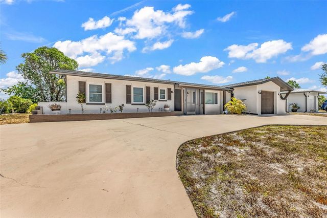 82 ROTONDA CIRCLE, Rotonda West, FL 33947