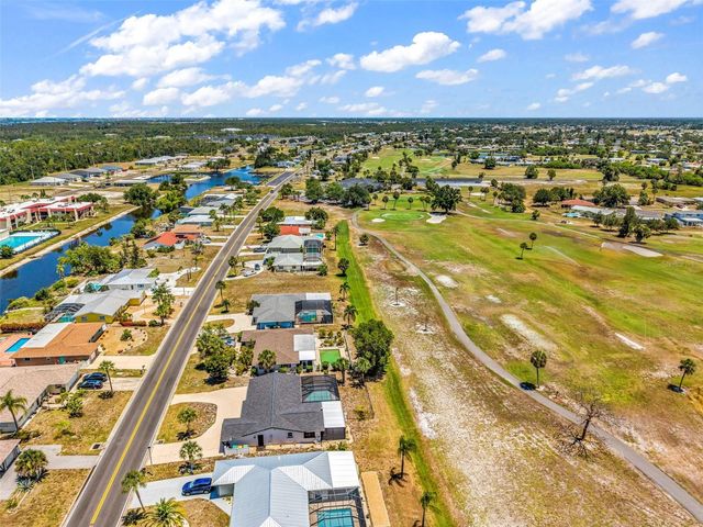 82 ROTONDA CIRCLE, Rotonda West, FL 33947