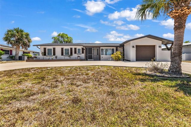82 ROTONDA CIRCLE, Rotonda West, FL 33947