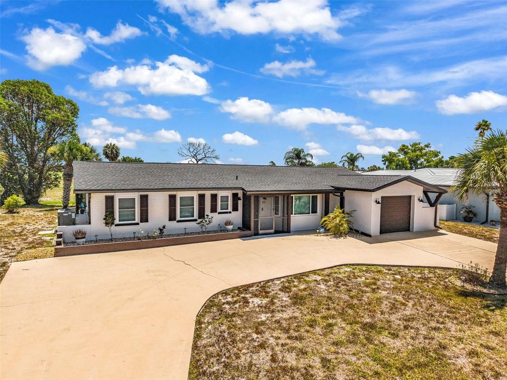 82 ROTONDA CIRCLE, Rotonda West, FL 33947