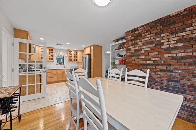 106 White Rock, Yarmouth, MA 02675