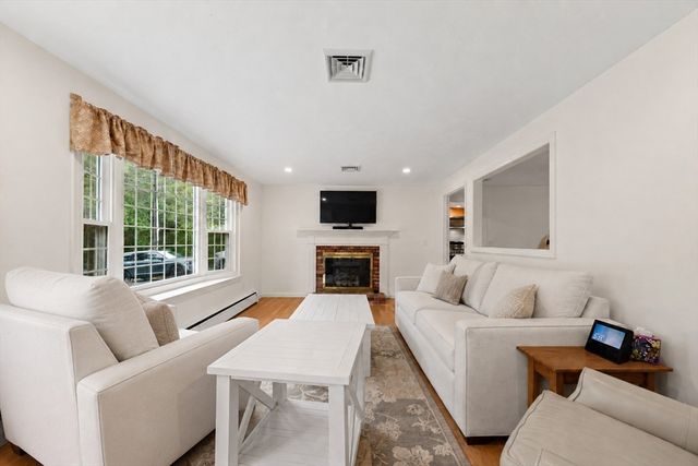 106 White Rock, Yarmouth, MA 02675