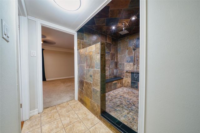 5017 Glenhaven Drive, Baytown, TX 77521