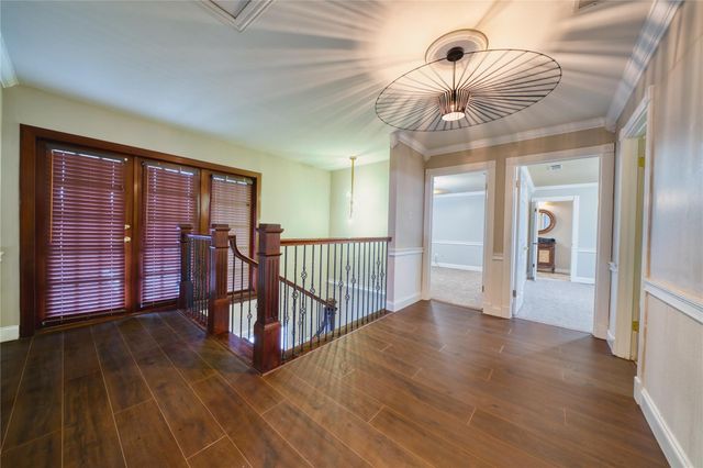 5017 Glenhaven Drive, Baytown, TX 77521