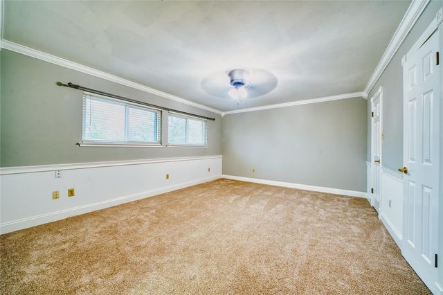 5017 Glenhaven Drive, Baytown, TX 77521