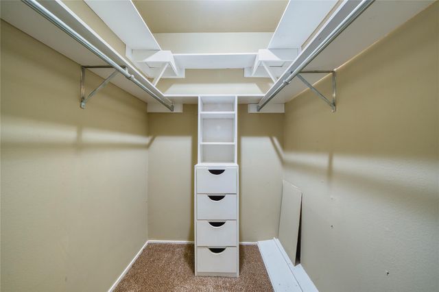 5017 Glenhaven Drive, Baytown, TX 77521