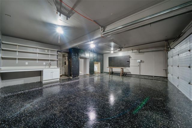 5017 Glenhaven Drive, Baytown, TX 77521