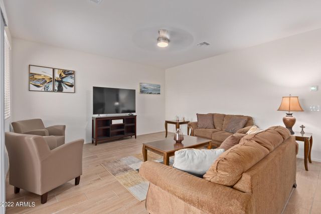 6931 W Golden Lane, Peoria, AZ 85345