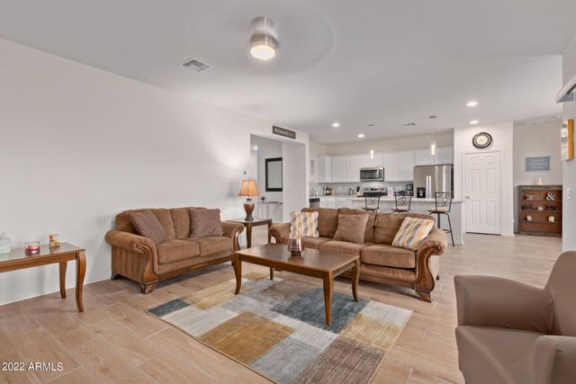 6931 W Golden Lane, Peoria, AZ 85345