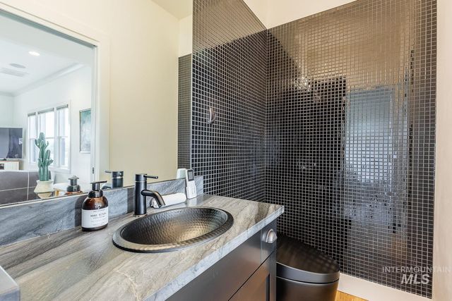 11171 Pump Rd, Nampa, ID 83686