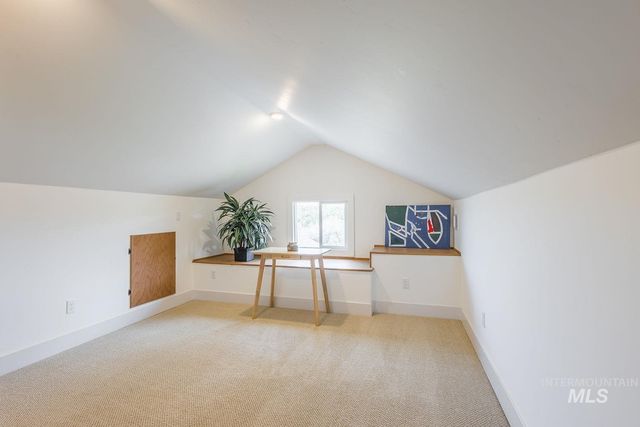 11171 Pump Rd, Nampa, ID 83686