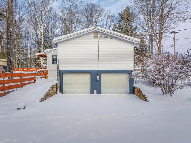 80 Sunset Avenue, Tupper Lake, NY 12986