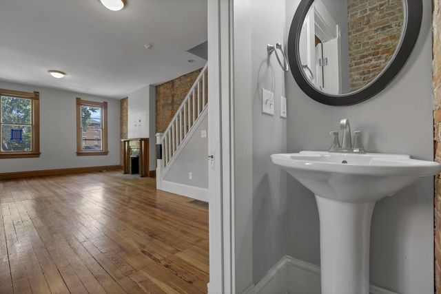 113 E Sycamore Street, 111, Columbus, OH 43206