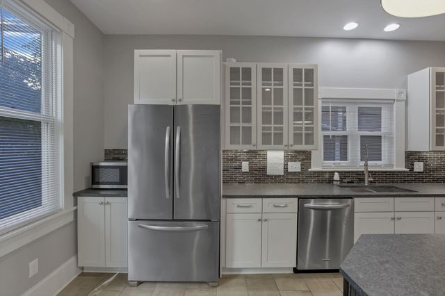 113 E Sycamore Street, 111, Columbus, OH 43206
