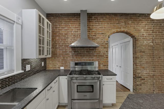 113 E Sycamore Street, 111, Columbus, OH 43206