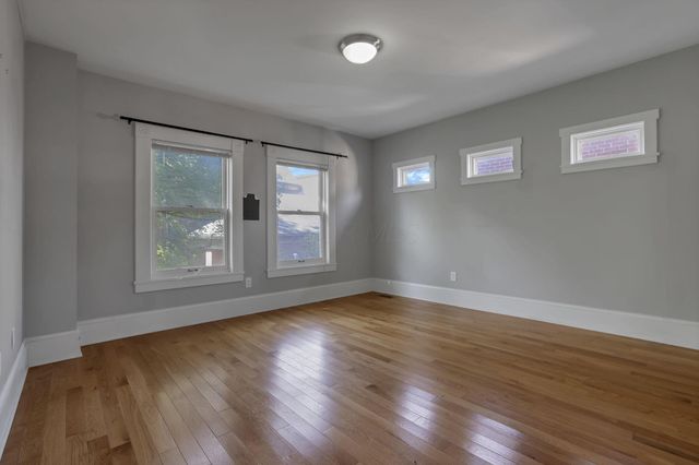 113 E Sycamore Street, 111, Columbus, OH 43206