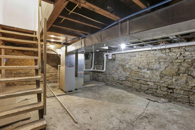 113 E Sycamore Street, 111, Columbus, OH 43206