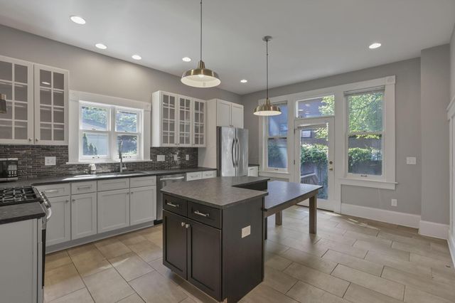 113 E Sycamore Street, 111, Columbus, OH 43206