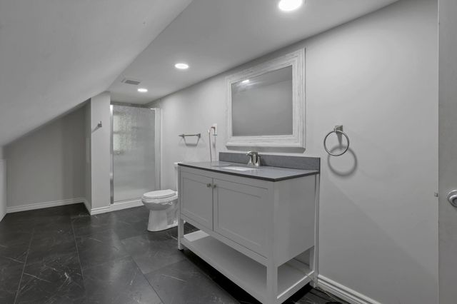 113 E Sycamore Street, 111, Columbus, OH 43206
