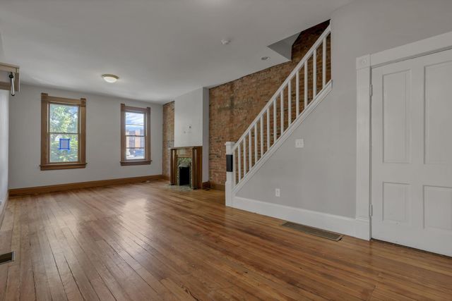 113 E Sycamore Street, 111, Columbus, OH 43206