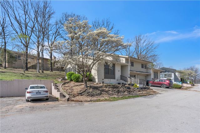 28 Estes Drive, Bella Vista, AR 72715