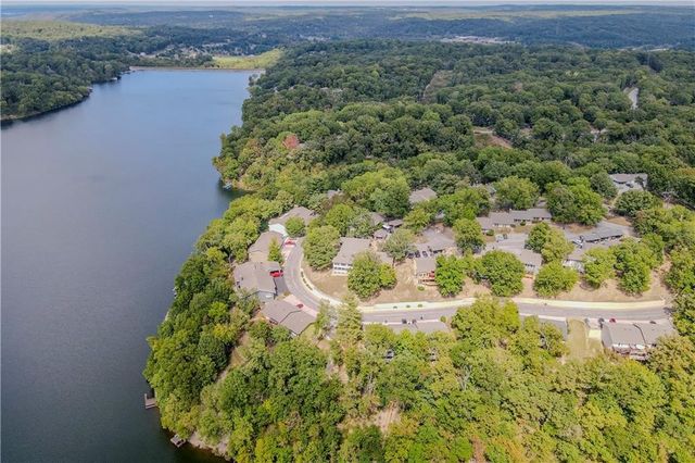 28 Estes Drive, Bella Vista, AR 72715