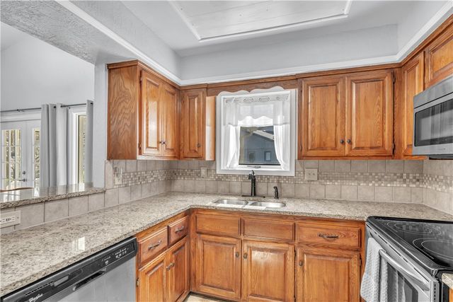 28 Estes Drive, Bella Vista, AR 72715