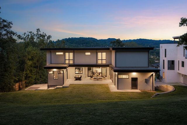 4503 Wayland Dr, Nashville, TN 37215