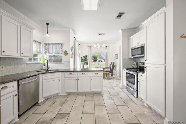 17476 Mccrory 1 Rd, Prairieville, LA 70769