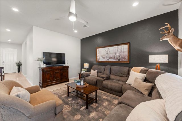 20104 Crystal Falls Court, Montgomery, TX 77316