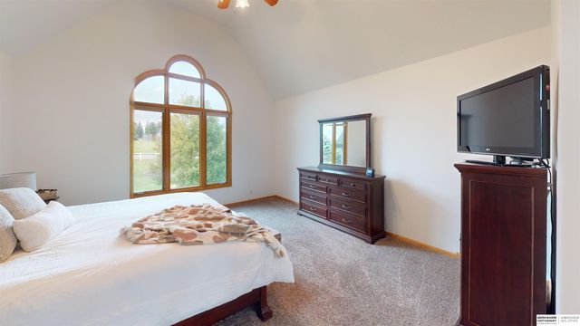 17227 Cattle Gate Lane, Kennard, NE 68034